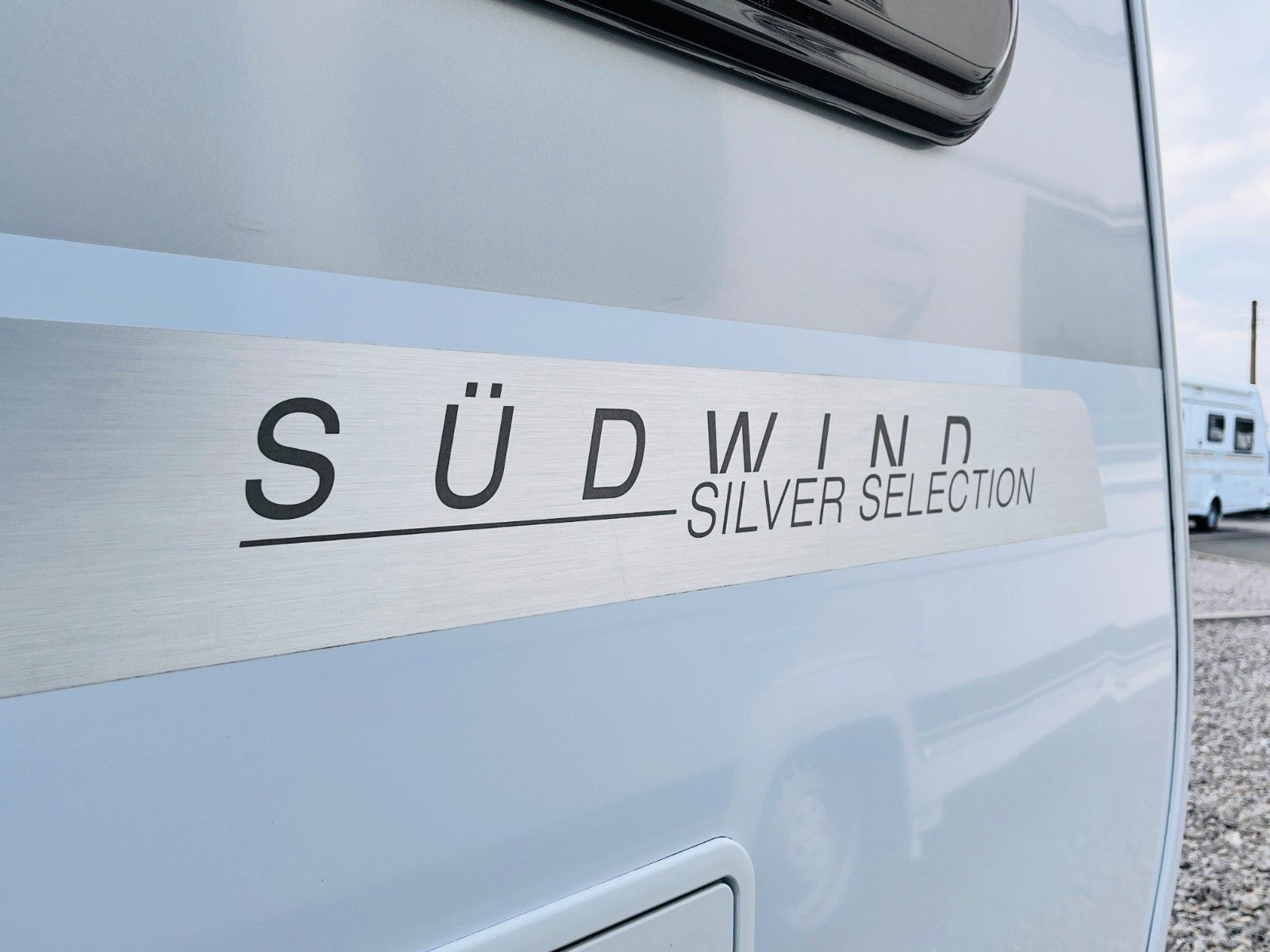 Fahrzeugabbildung Knaus SÜDWIND 500FVU SILVER SELECTION FRANZ.BETT MOVER