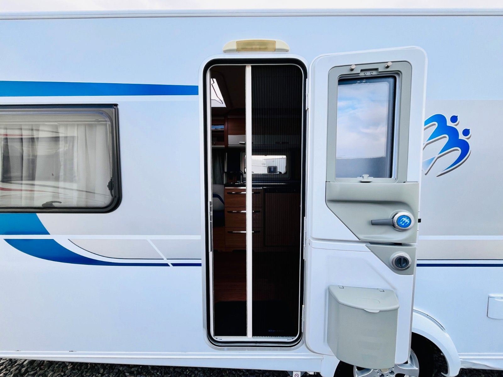 Fahrzeugabbildung Knaus SÜDWIND 500FVU SILVER SELECTION FRANZ.BETT MOVER