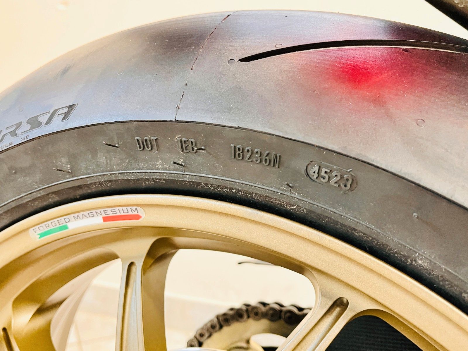 Fahrzeugabbildung Ducati Panigale V4 25 Anniversario 916 (326/500)