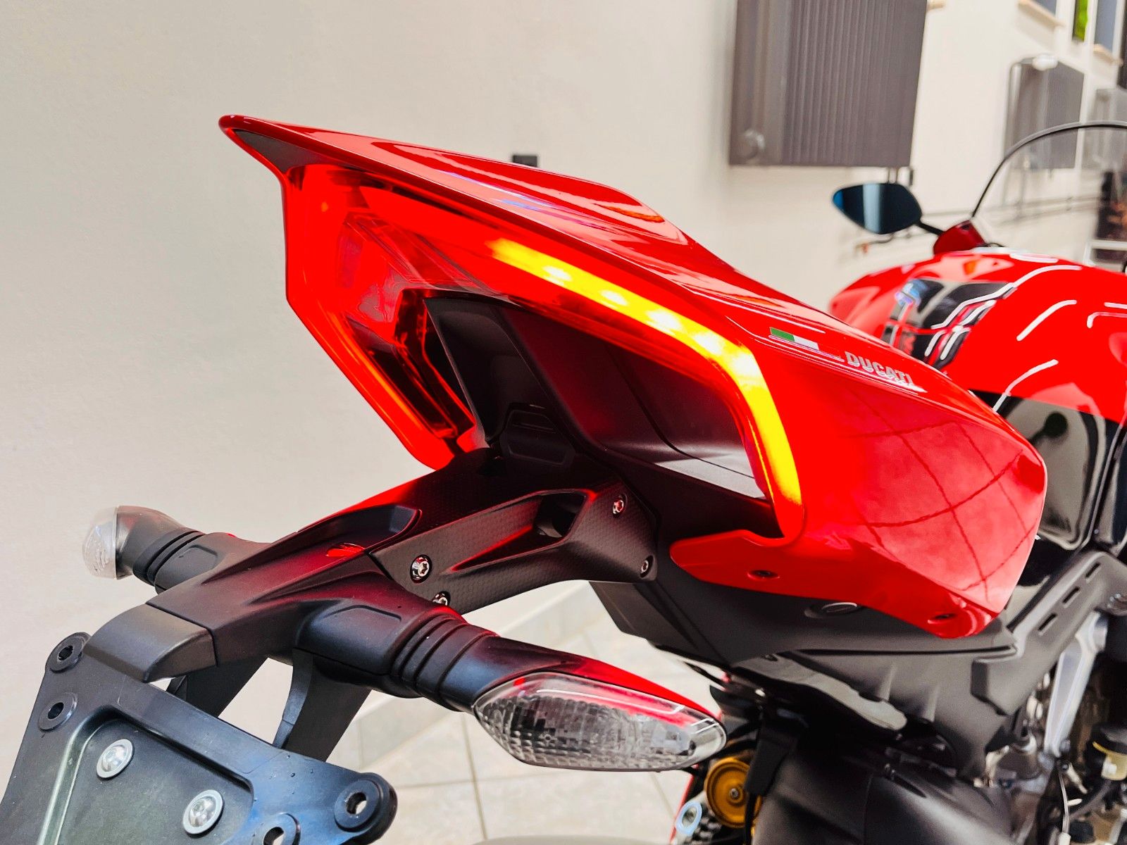 Fahrzeugabbildung Ducati Panigale V4 25 Anniversario 916 (326/500)