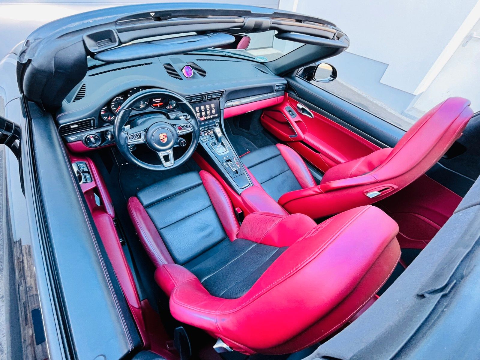 Fahrzeugabbildung Porsche 991.2 911 Targa 4 GTS *LIFT*PDCC*CHRONO*BOSE*
