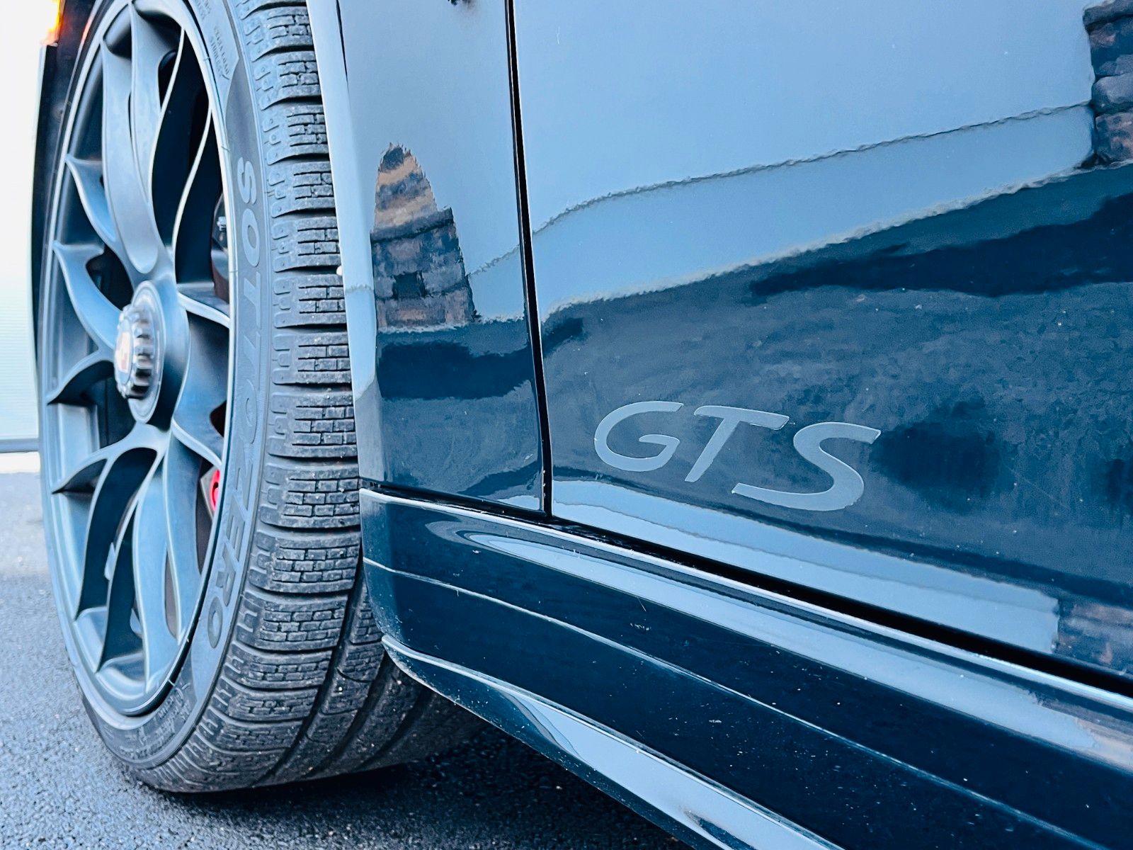 Fahrzeugabbildung Porsche 991.2 911 Targa 4 GTS *LIFT*PDCC*CHRONO*BOSE*