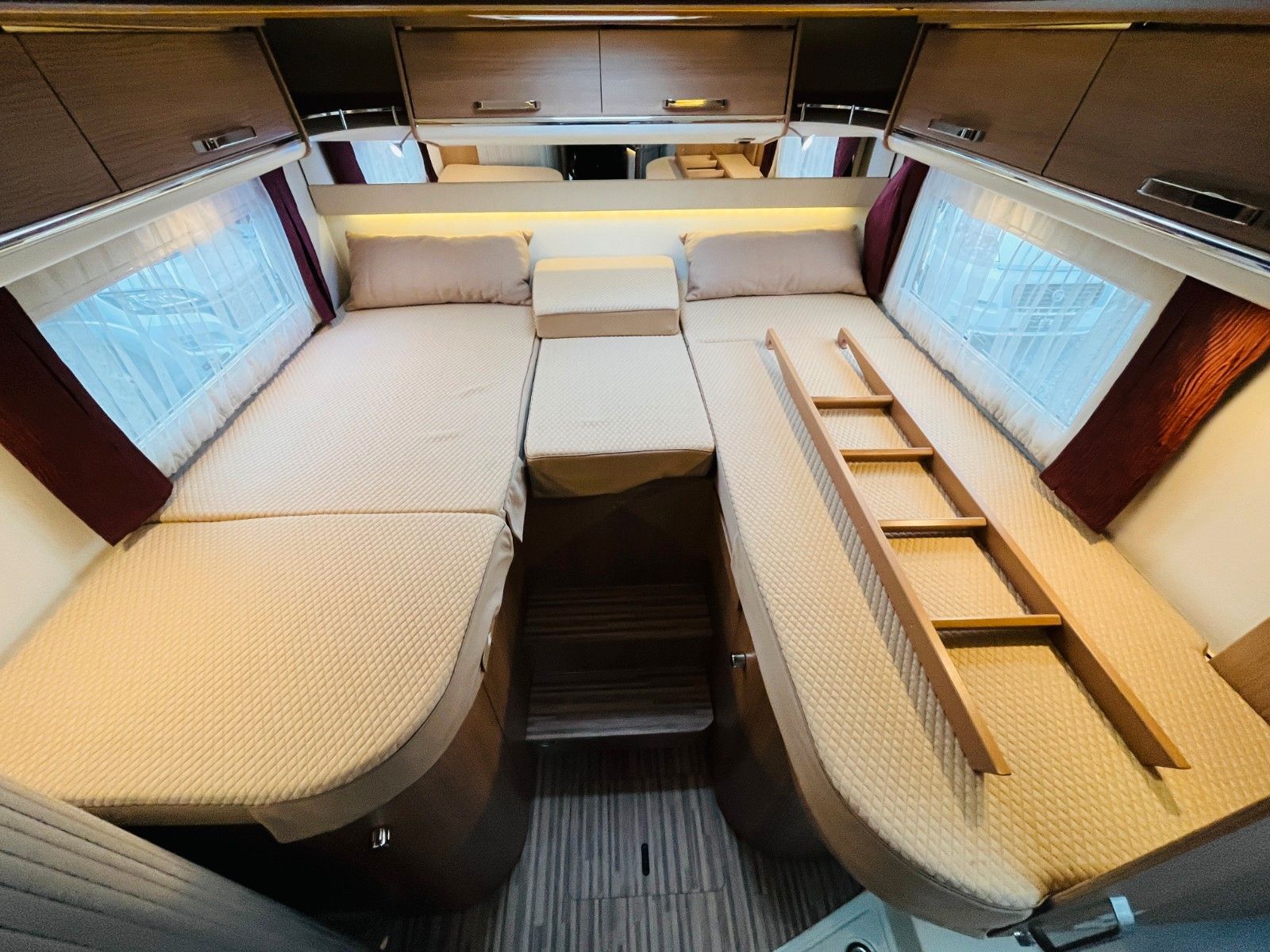 Fahrzeugabbildung Malibu T 440 LE EINZELBETTEN + HUBBETT + RAUMBAD