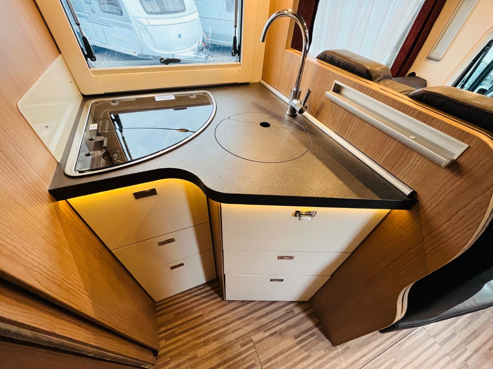 Fahrzeugabbildung Malibu T 440 LE EINZELBETTEN + HUBBETT + RAUMBAD