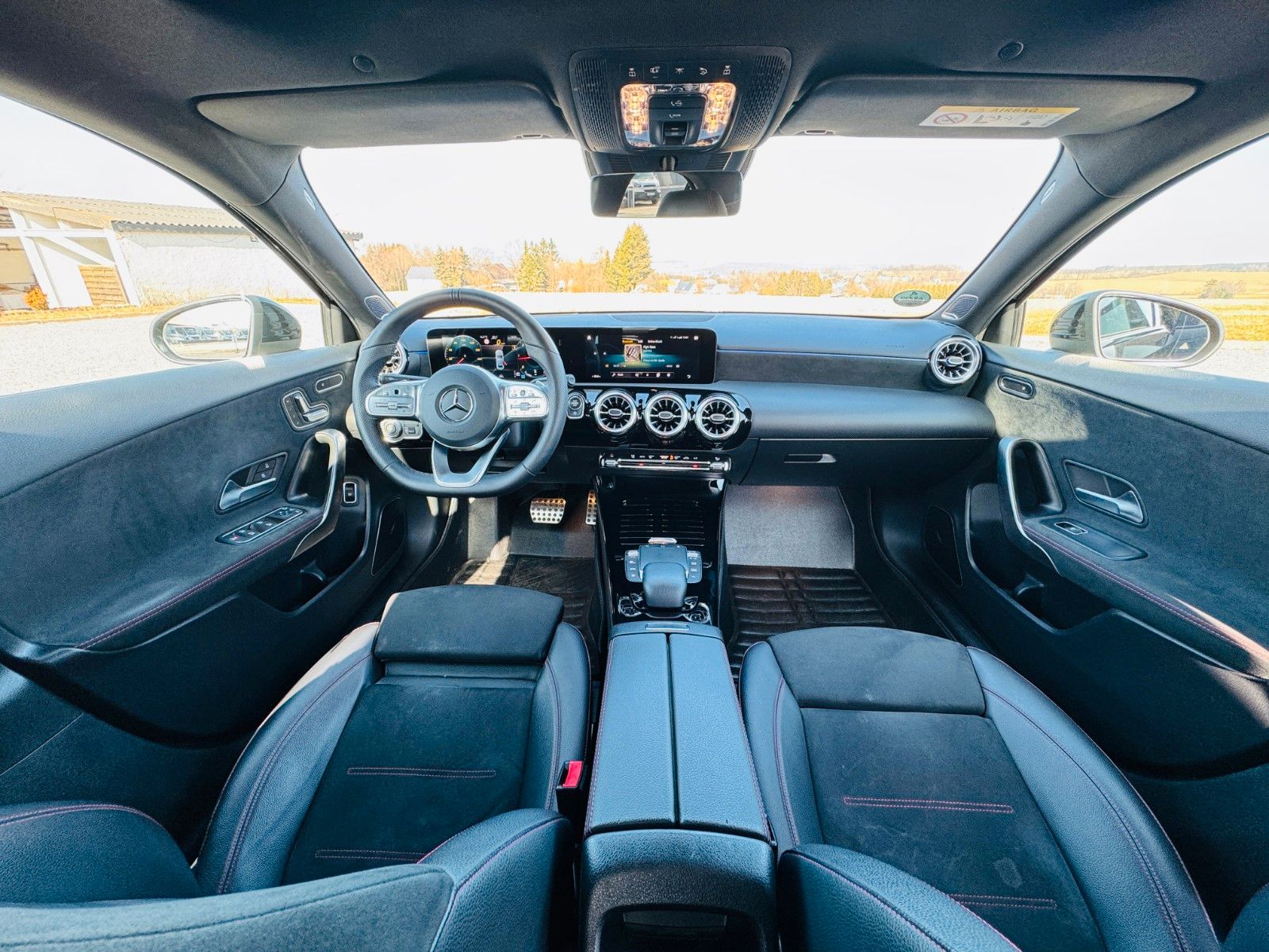Fahrzeugabbildung Mercedes-Benz A 220 d LIM AMG*NIGHT*MULTIB*BURM*PANO*ACC*360*