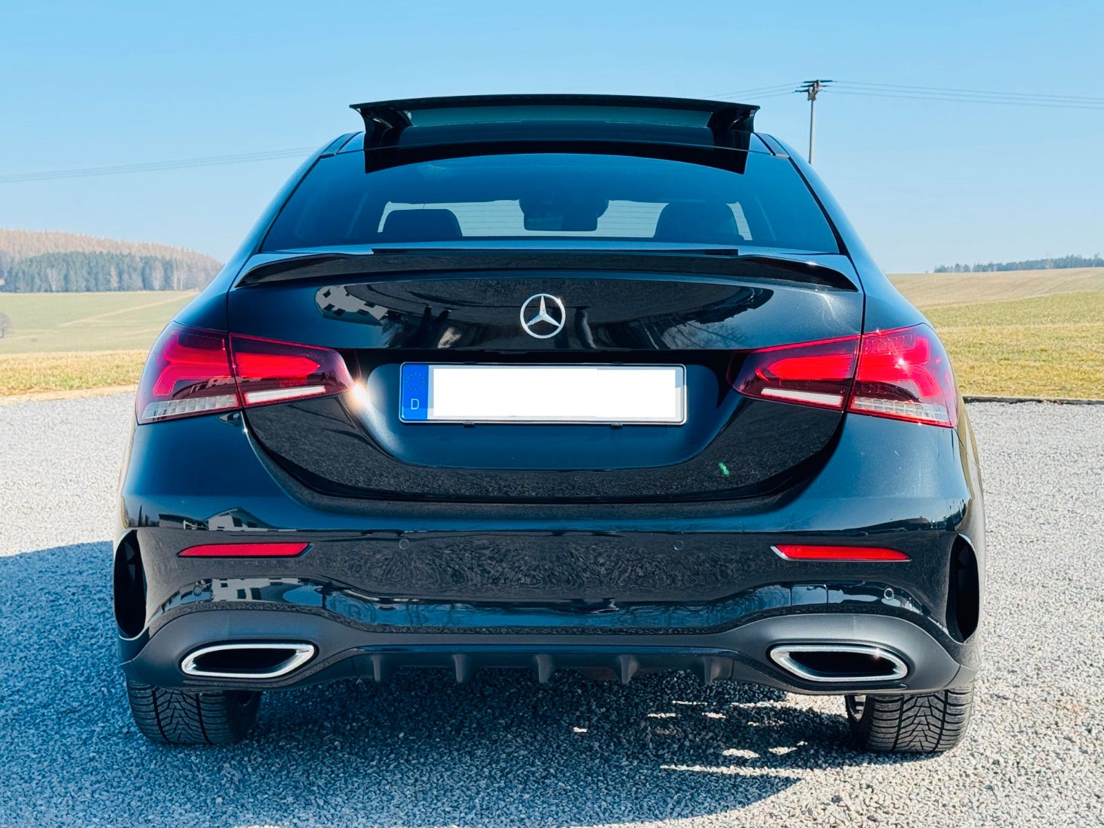 Fahrzeugabbildung Mercedes-Benz A 220 d LIM AMG*NIGHT*MULTIB*BURM*PANO*ACC*360*