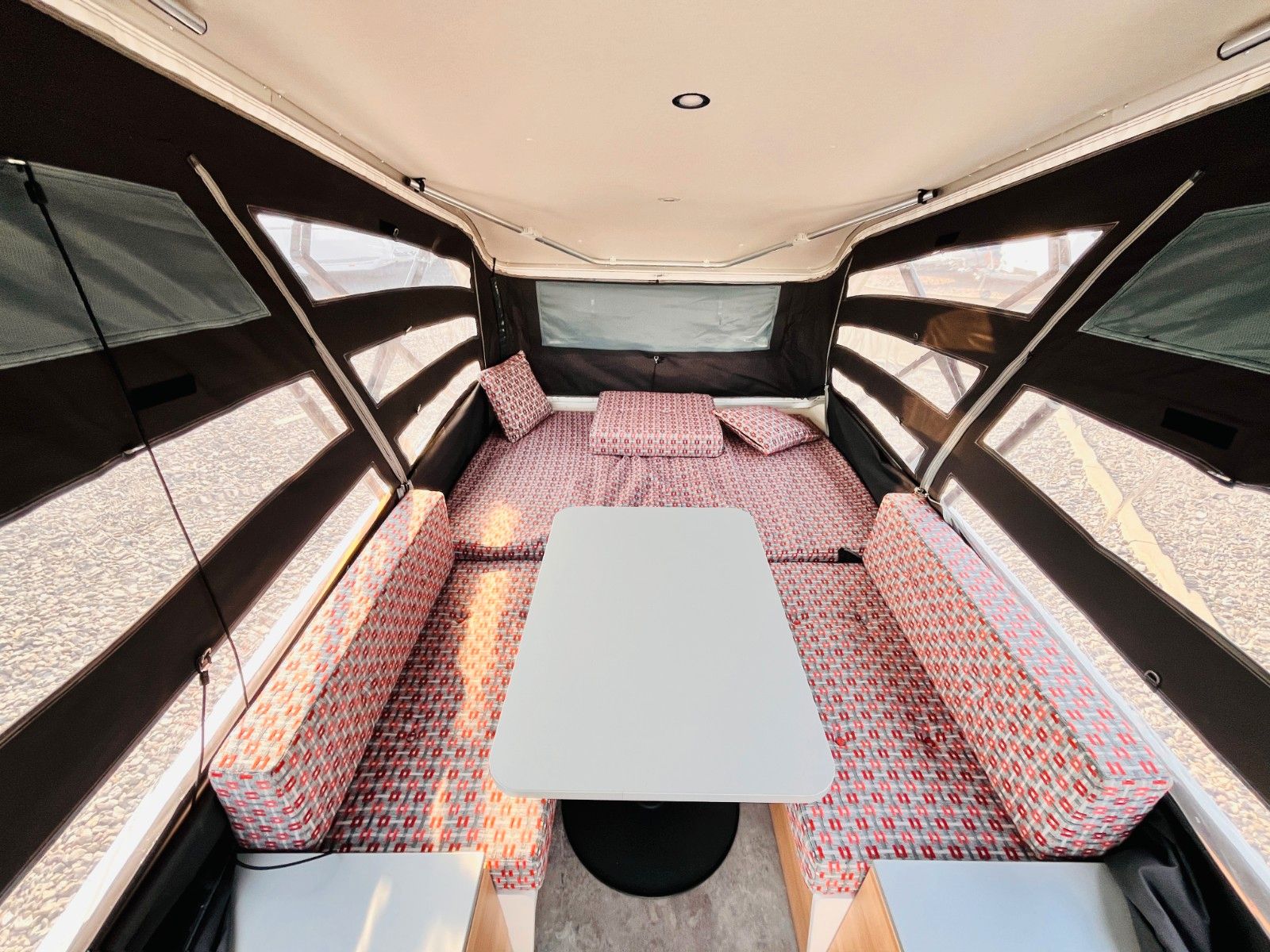 Fahrzeugabbildung Trigano ÄHNLICH - EASY CARAVANNING TAKE-OFF FALTCARAVAN
