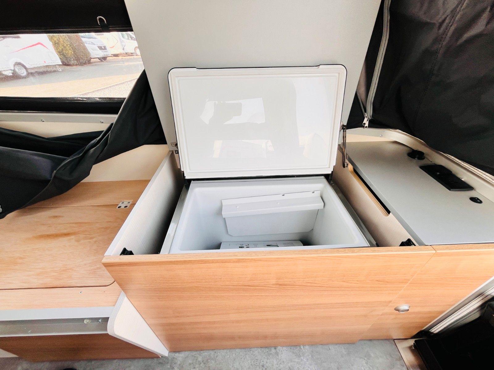 Fahrzeugabbildung Trigano ÄHNLICH - EASY CARAVANNING TAKE-OFF FALTCARAVAN