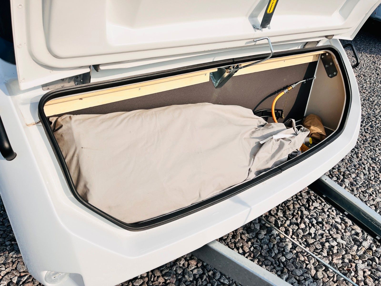 Fahrzeugabbildung Trigano ÄHNLICH - EASY CARAVANNING TAKE-OFF FALTCARAVAN