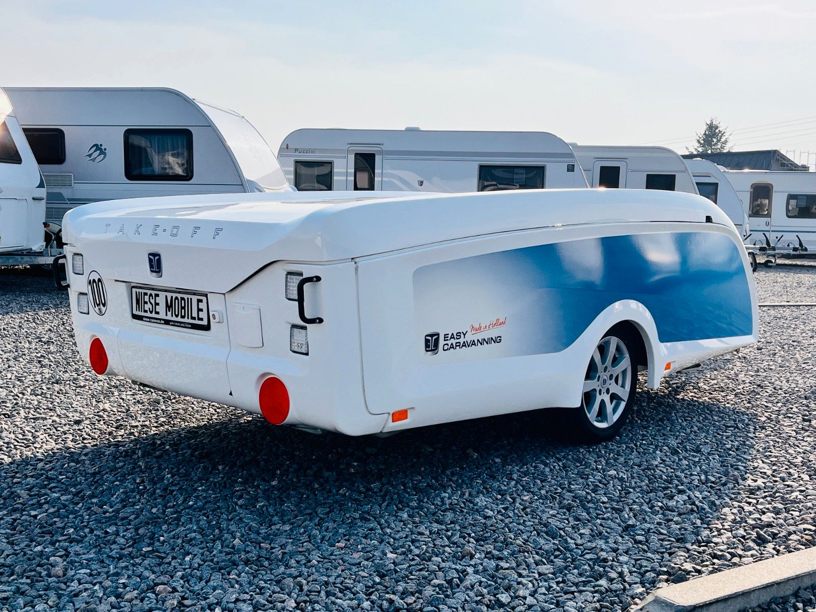 Fahrzeugabbildung Trigano ÄHNLICH - EASY CARAVANNING TAKE-OFF FALTCARAVAN