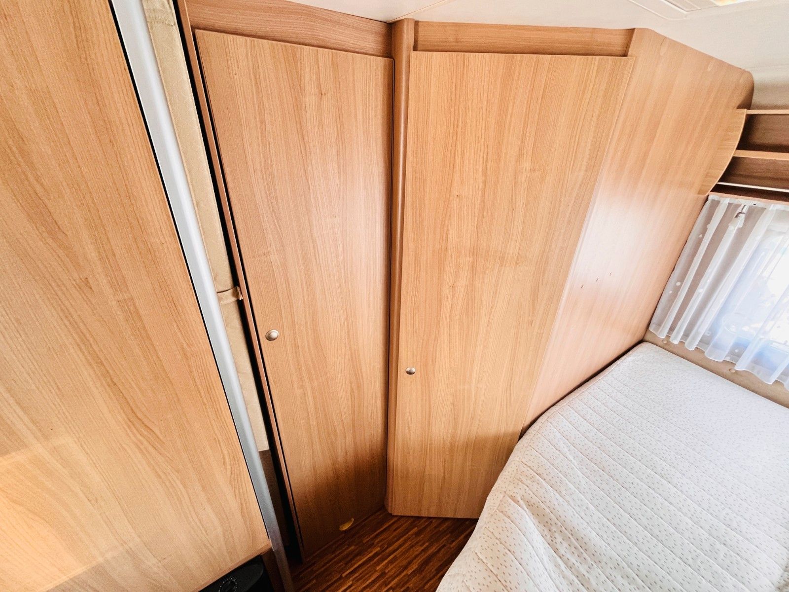 Fahrzeugabbildung Bürstner AVERSO FIFTY 465 TS FRANZ.BETT DUSCHE
