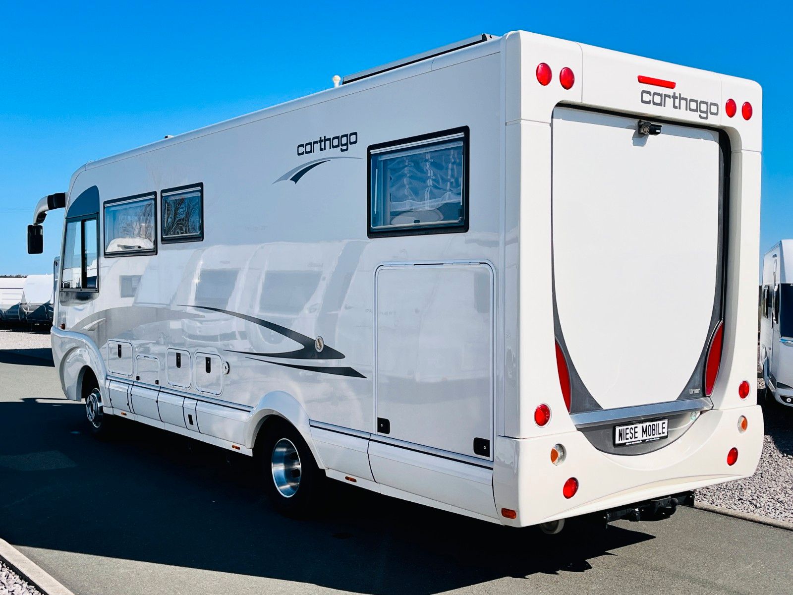 Fahrzeugabbildung Carthago LINER 65 LE MAN 250PS SAT SOLAR KLIMA LUFTFEDER
