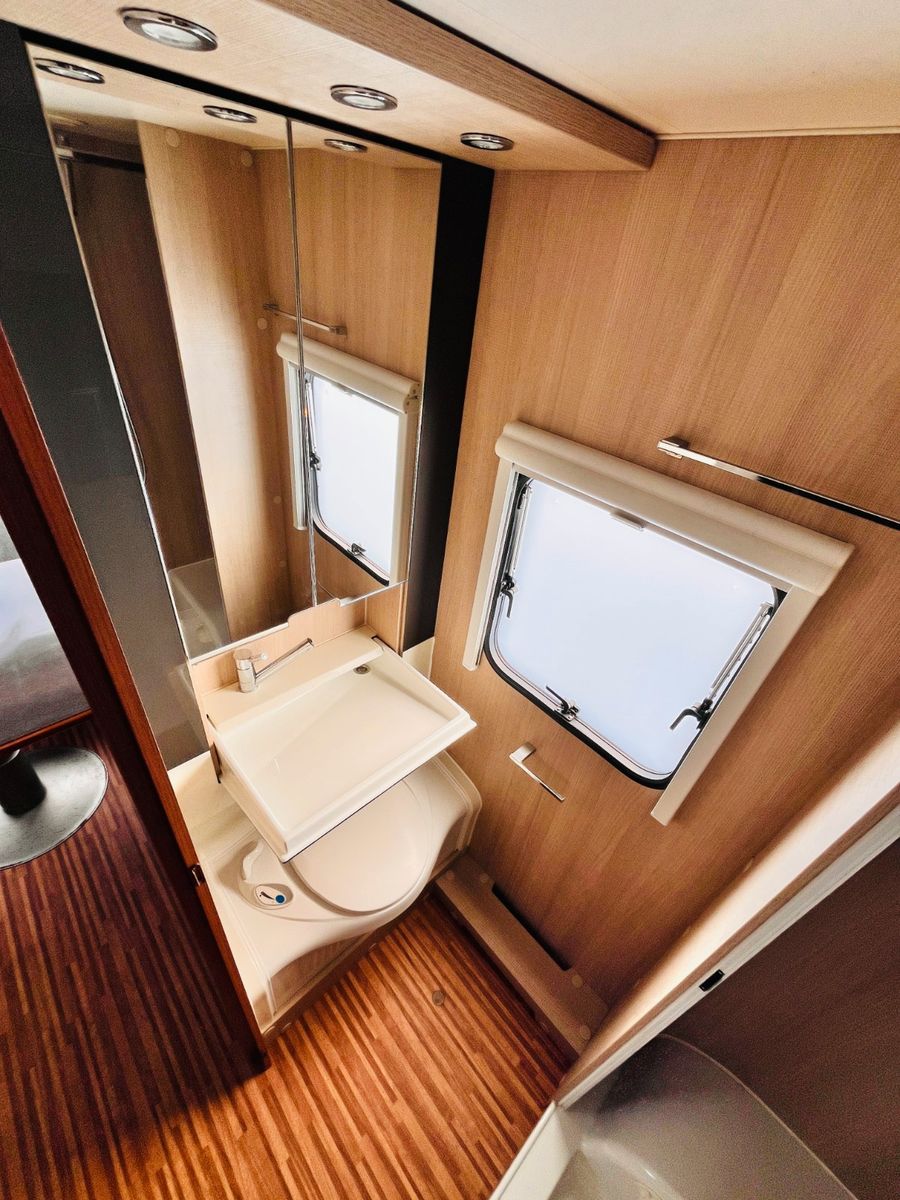Fahrzeugabbildung Adria ADORA 612 LU EINZELBETTEN DUSCHE MOVER!!!