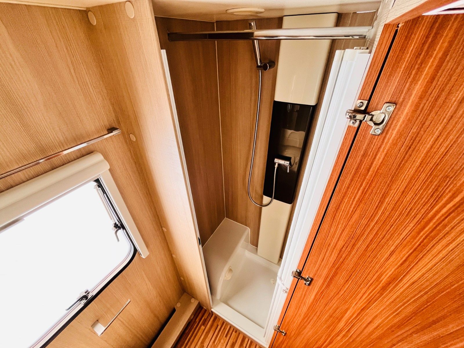 Fahrzeugabbildung Adria ADORA 612 LU EINZELBETTEN DUSCHE MOVER!!!