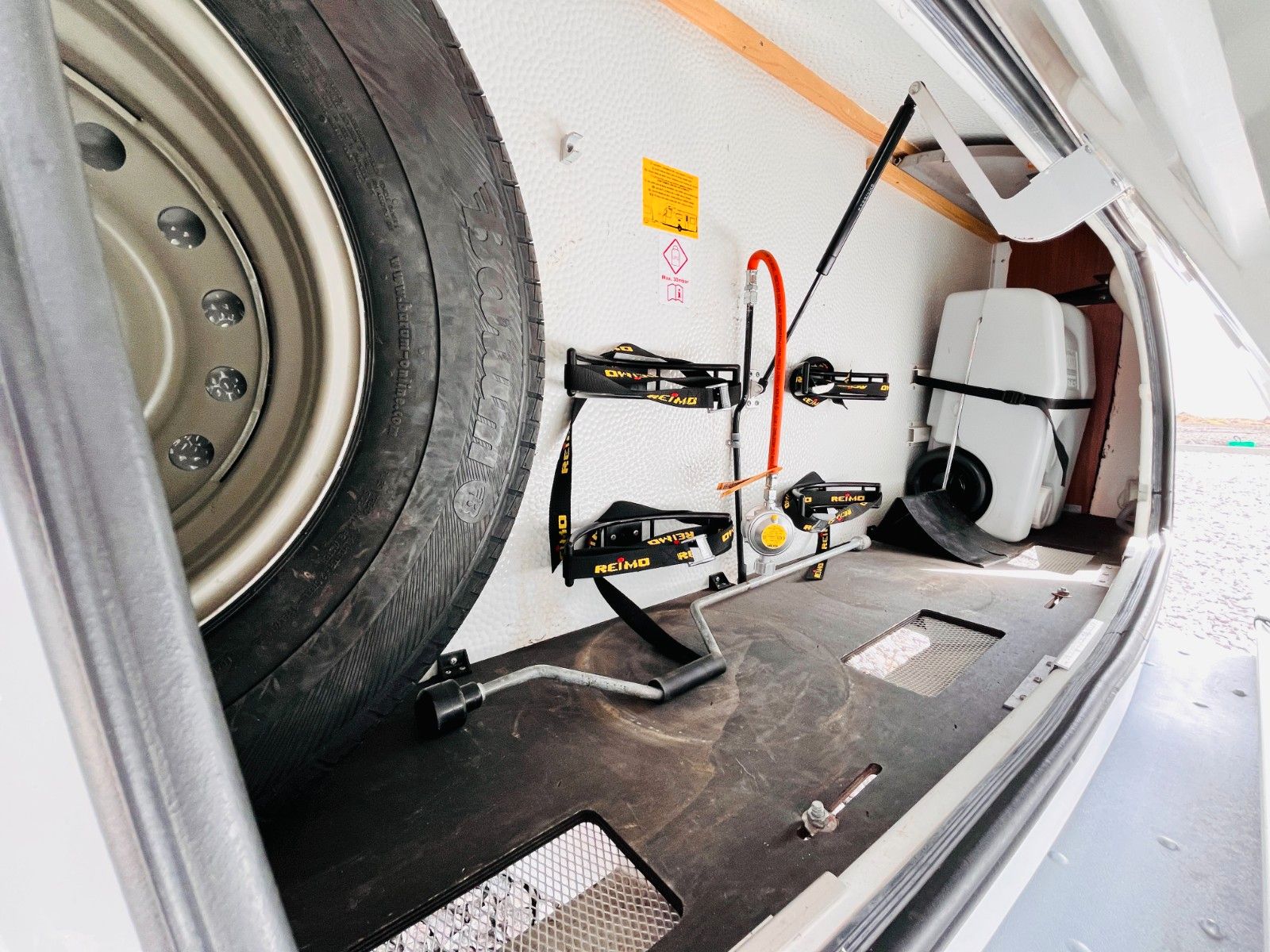 Fahrzeugabbildung Adria ADORA 612 LU EINZELBETTEN DUSCHE MOVER!!!