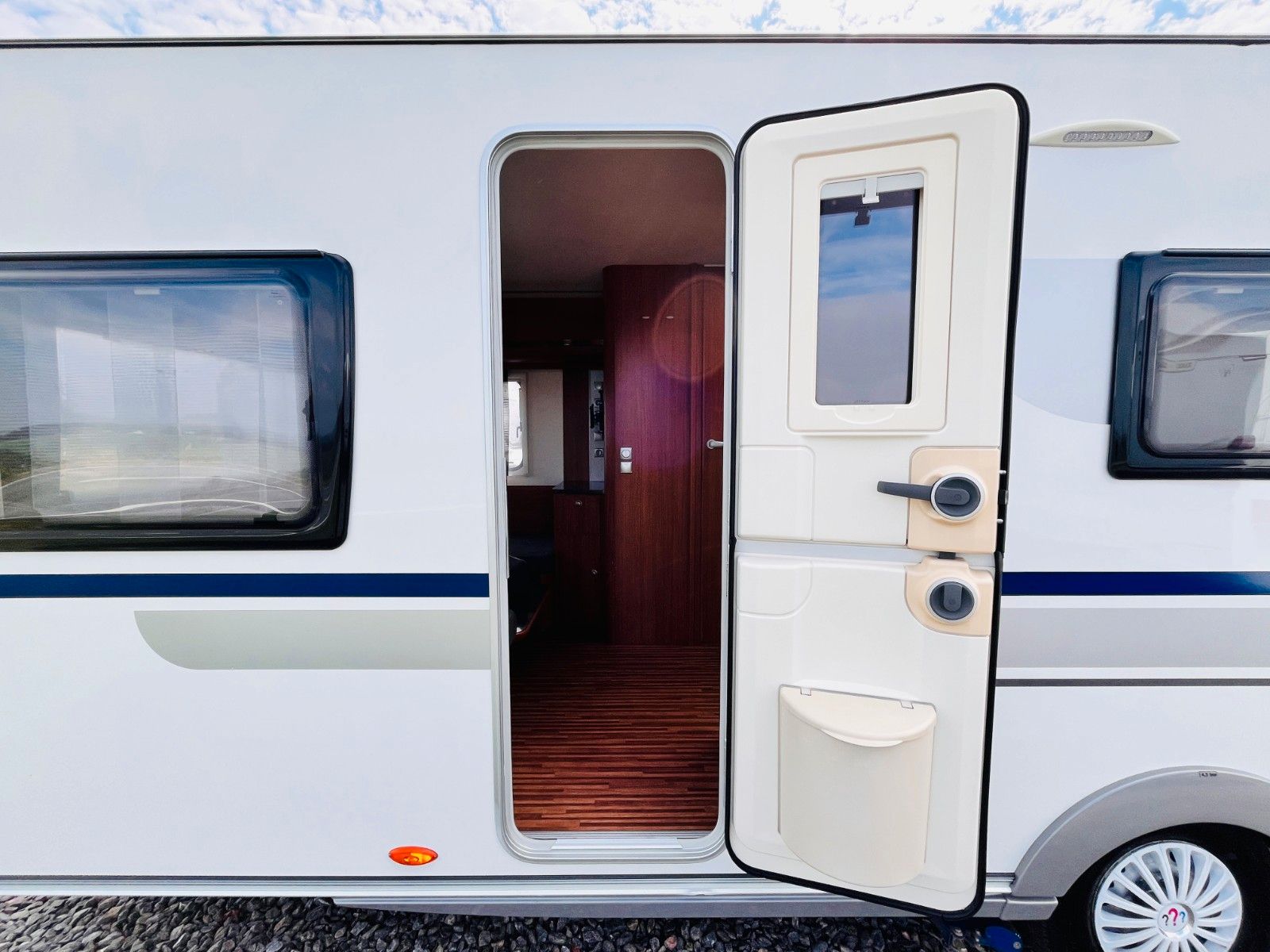 Fahrzeugabbildung Adria ADORA 612 LU EINZELBETTEN DUSCHE MOVER!!!