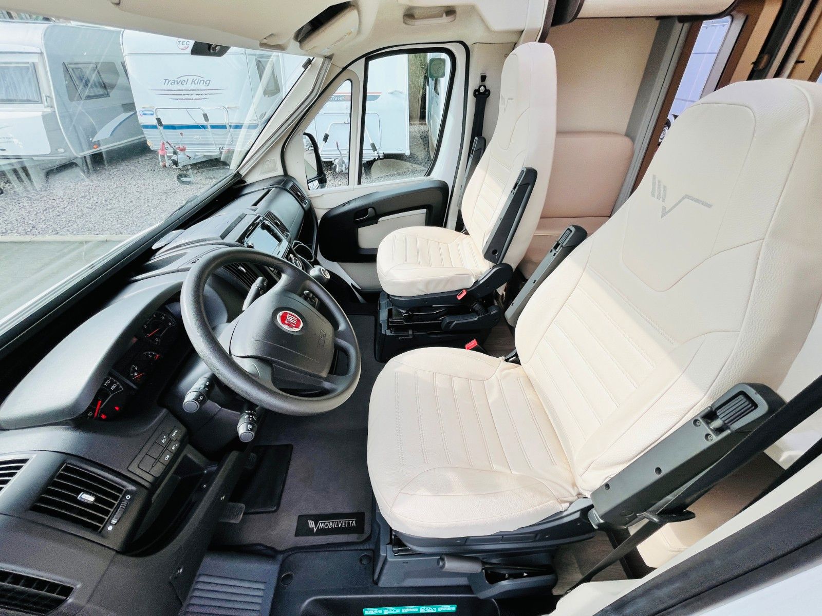 Fahrzeugabbildung Mobilvetta K-SILVER 56 EINZELBETTEN HUBBETT RAUMBAD