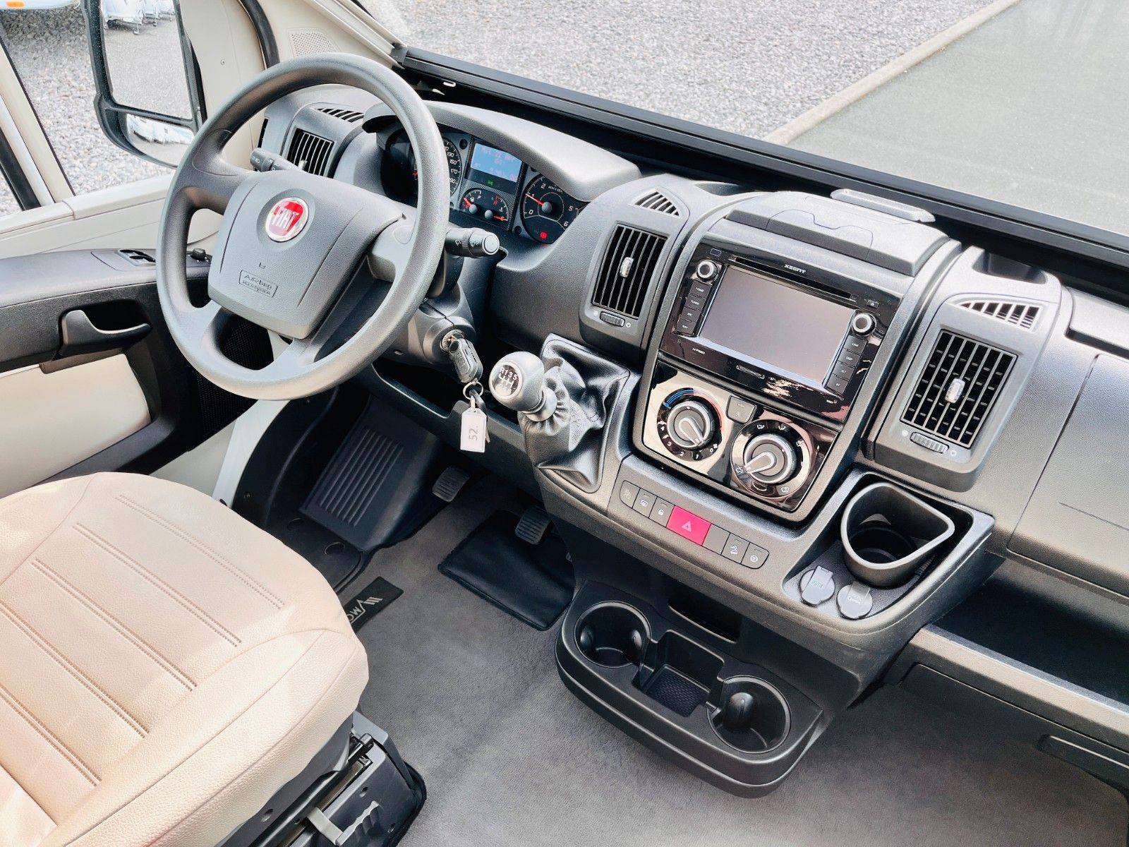 Fahrzeugabbildung Mobilvetta K-SILVER 56 EINZELBETTEN HUBBETT RAUMBAD