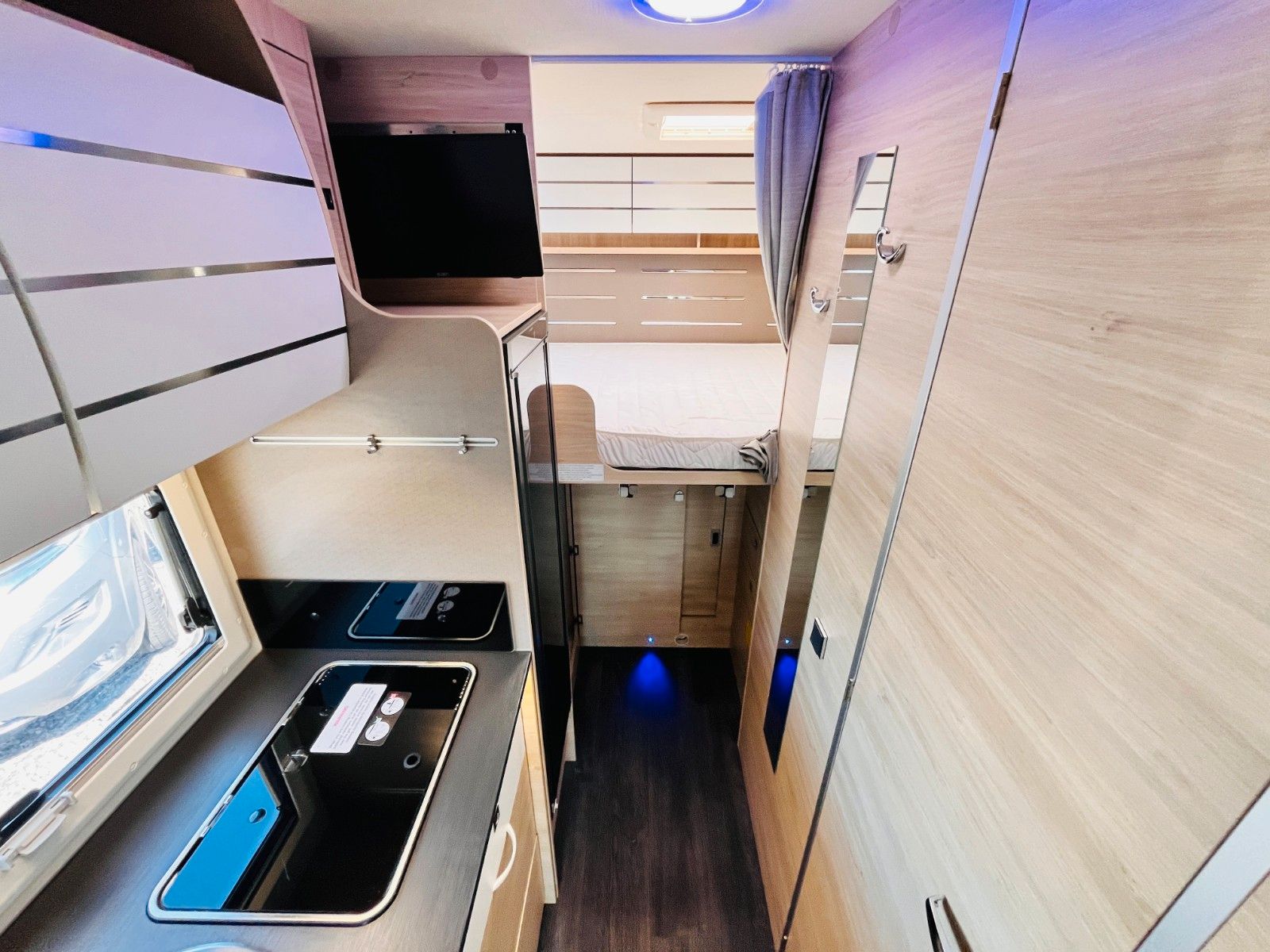 Fahrzeugabbildung Challenger STAR EDITION 264 QUERBETT GARAGE SAT TV SOLAR