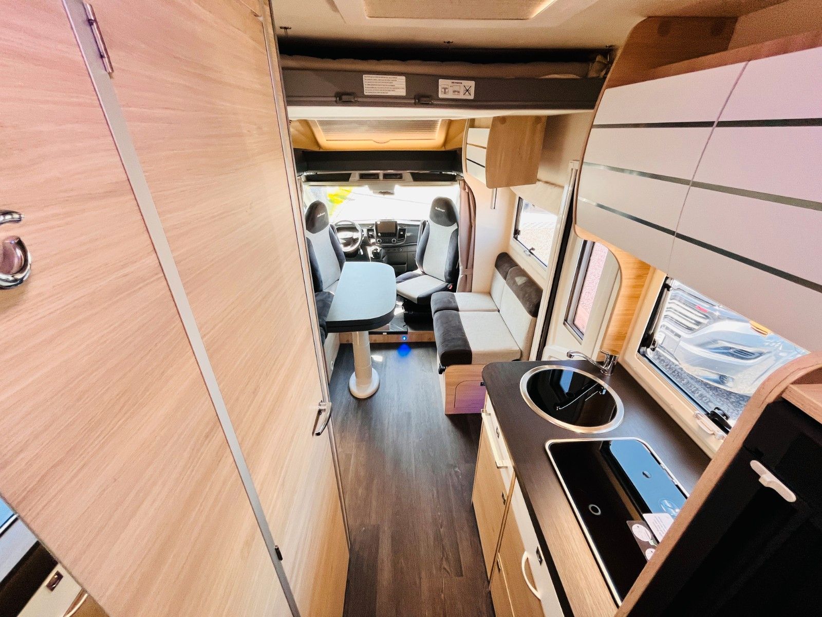 Fahrzeugabbildung Challenger STAR EDITION 264 QUERBETT GARAGE SAT TV SOLAR